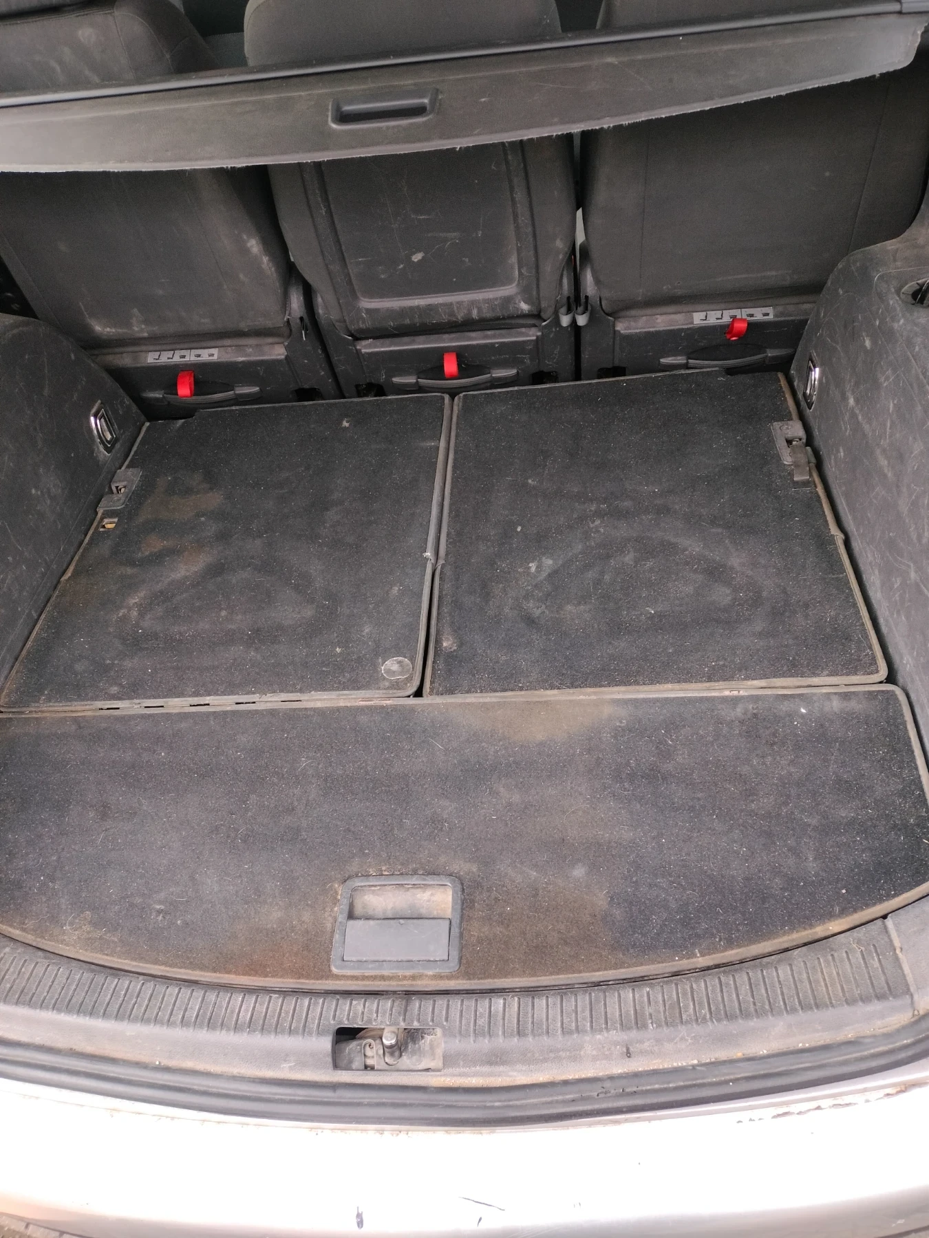 VW Touran Eco fuel, снимка 10 - Автомобили и джипове - 53207975