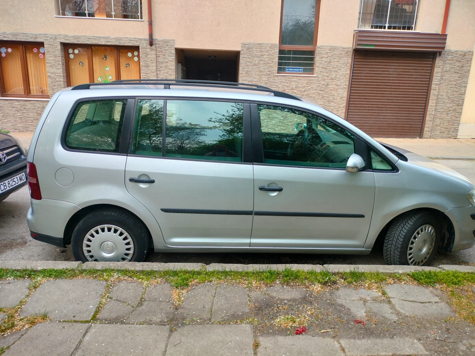 VW Touran Eco fuel, снимка 6 - Автомобили и джипове - 53207975