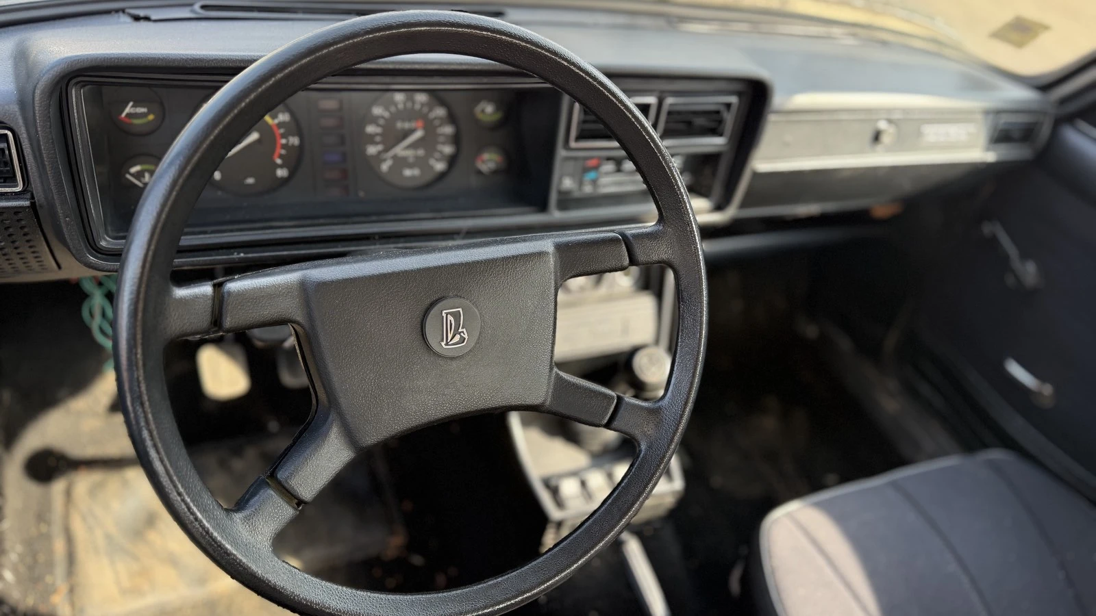 Lada 2107, снимка 3 - Автомобили и джипове - 53870024