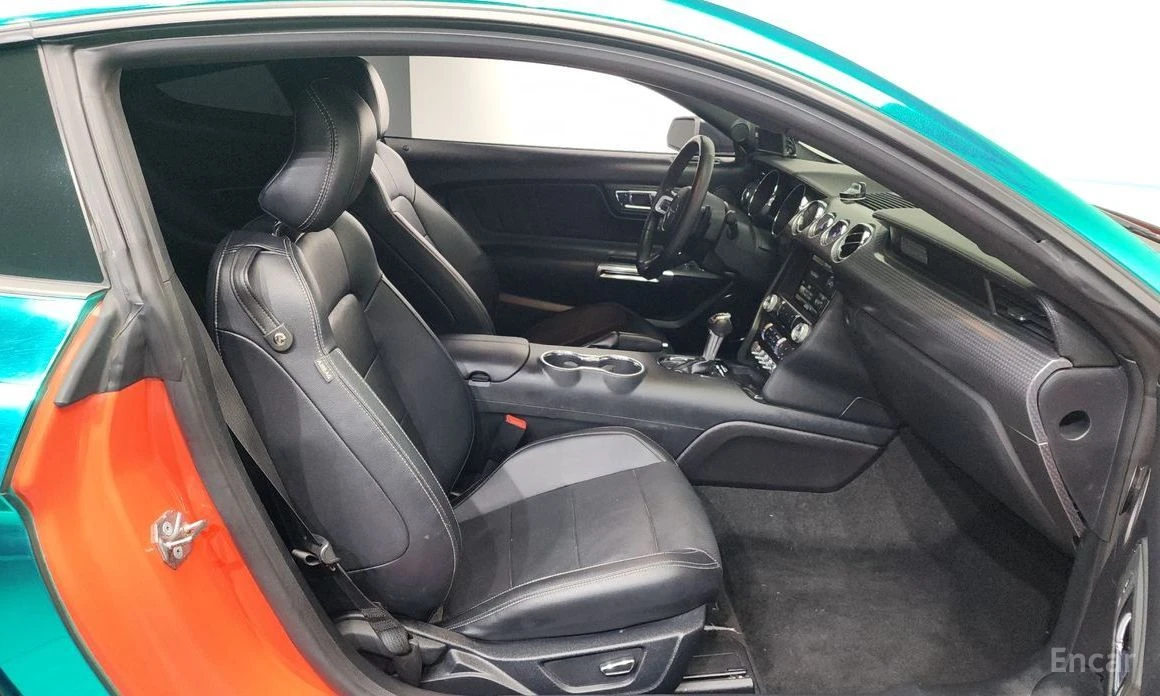 Ford Mustang, снимка 11 - Автомобили и джипове - 54089507