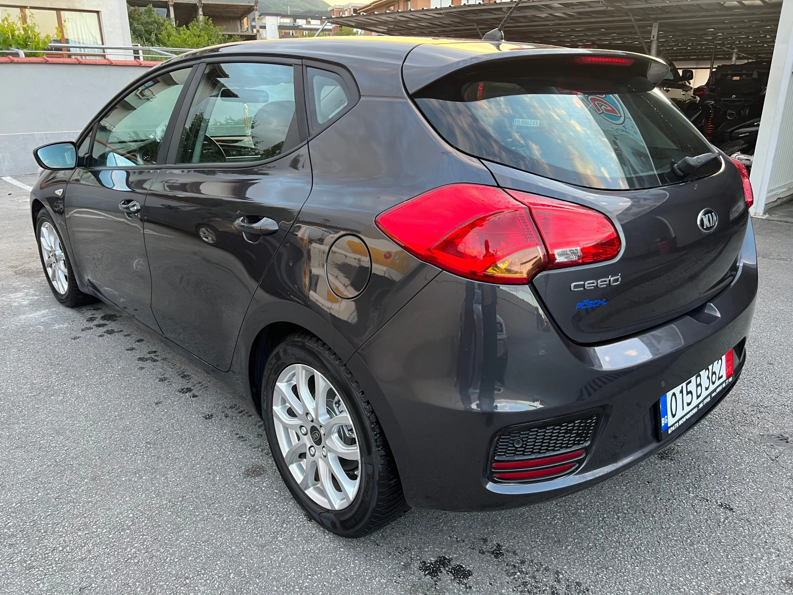 Kia Ceed 1.4 CVVT 100 кс, снимка 4 - Автомобили и джипове - 54093091