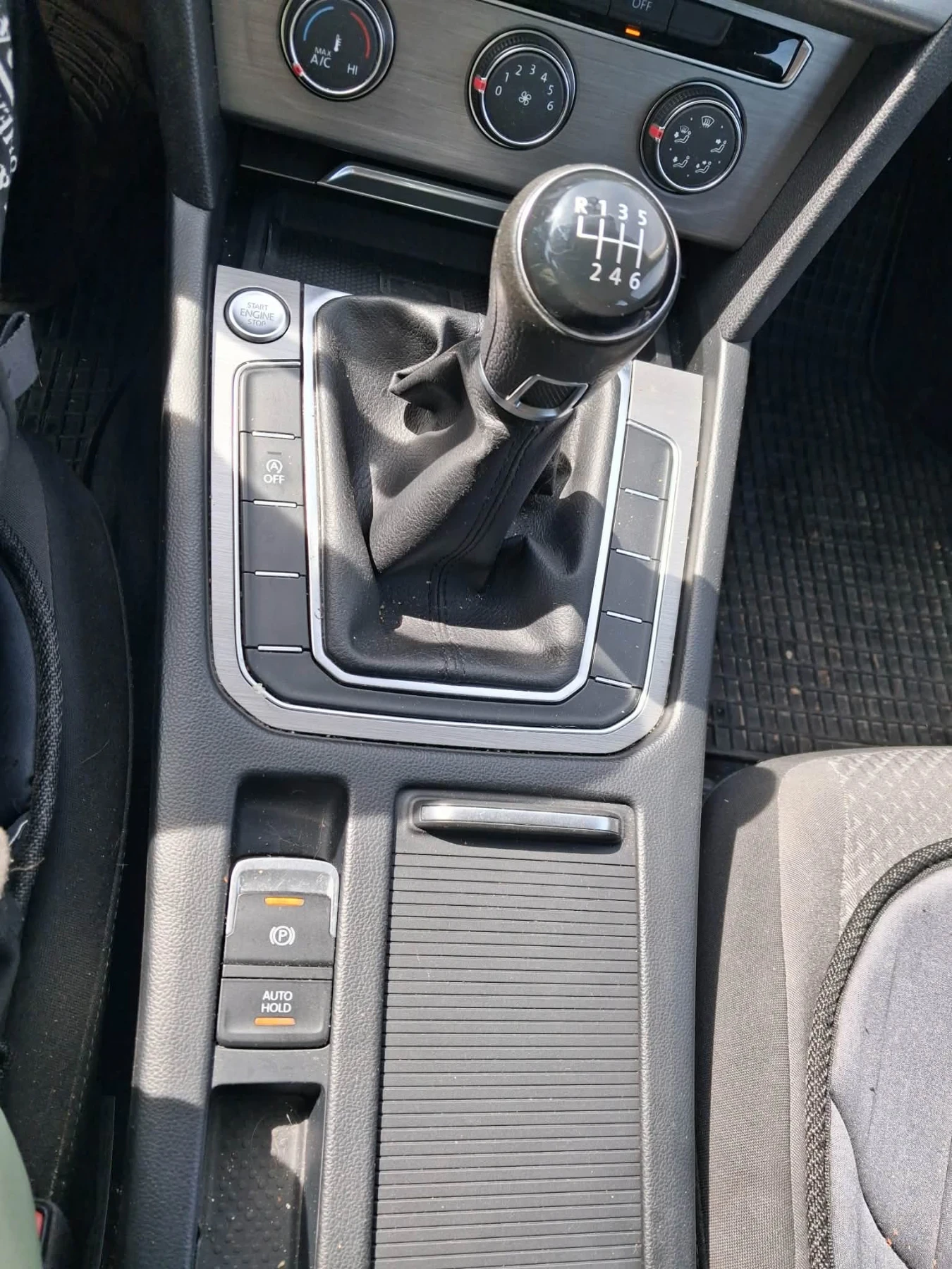 VW Passat, снимка 7 - Автомобили и джипове - 54306493