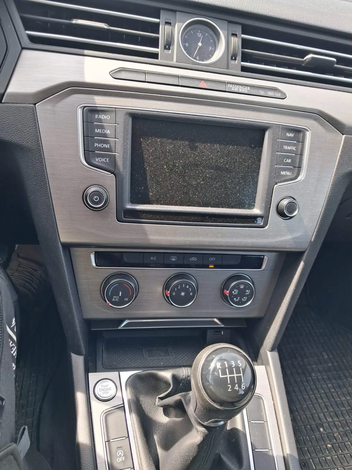 VW Passat, снимка 6 - Автомобили и джипове - 54306493