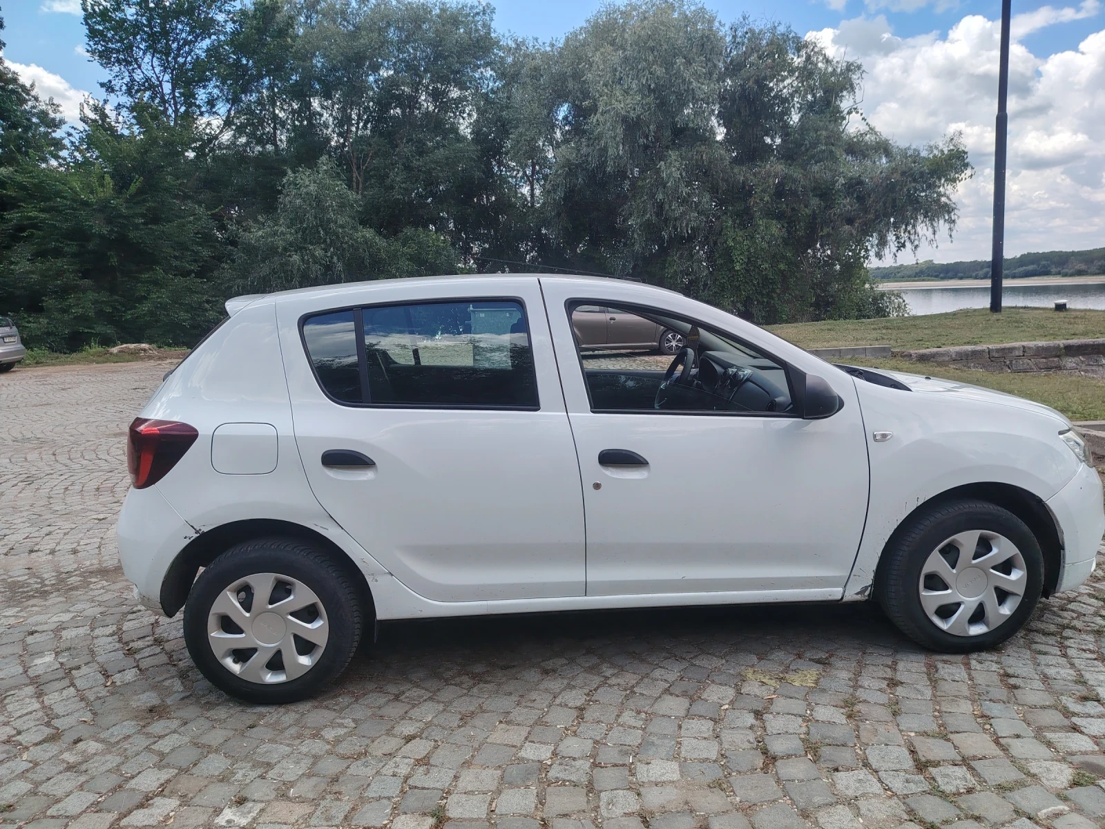 Dacia Sandero N1, снимка 9 - Автомобили и джипове - 55133381