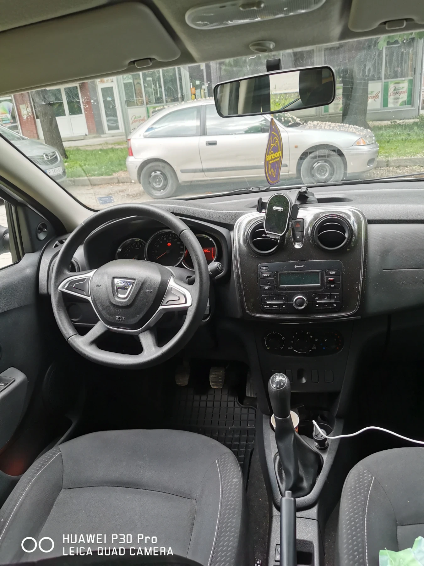 Dacia Sandero N1, снимка 10 - Автомобили и джипове - 54378231