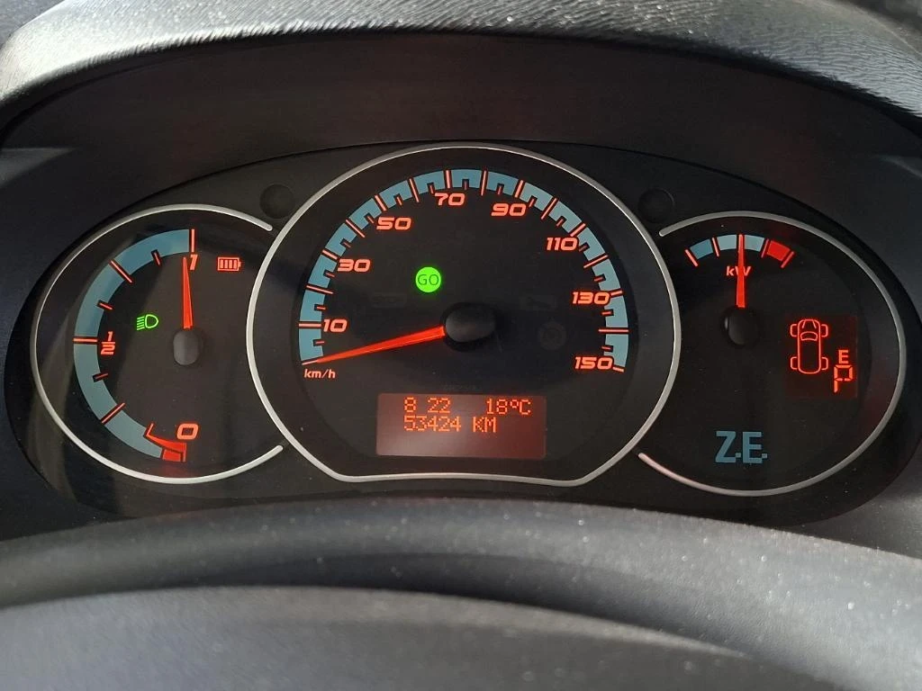 Renault Kangoo Maxi 90% SoH като нова, снимка 3 - Автомобили и джипове - 54827094