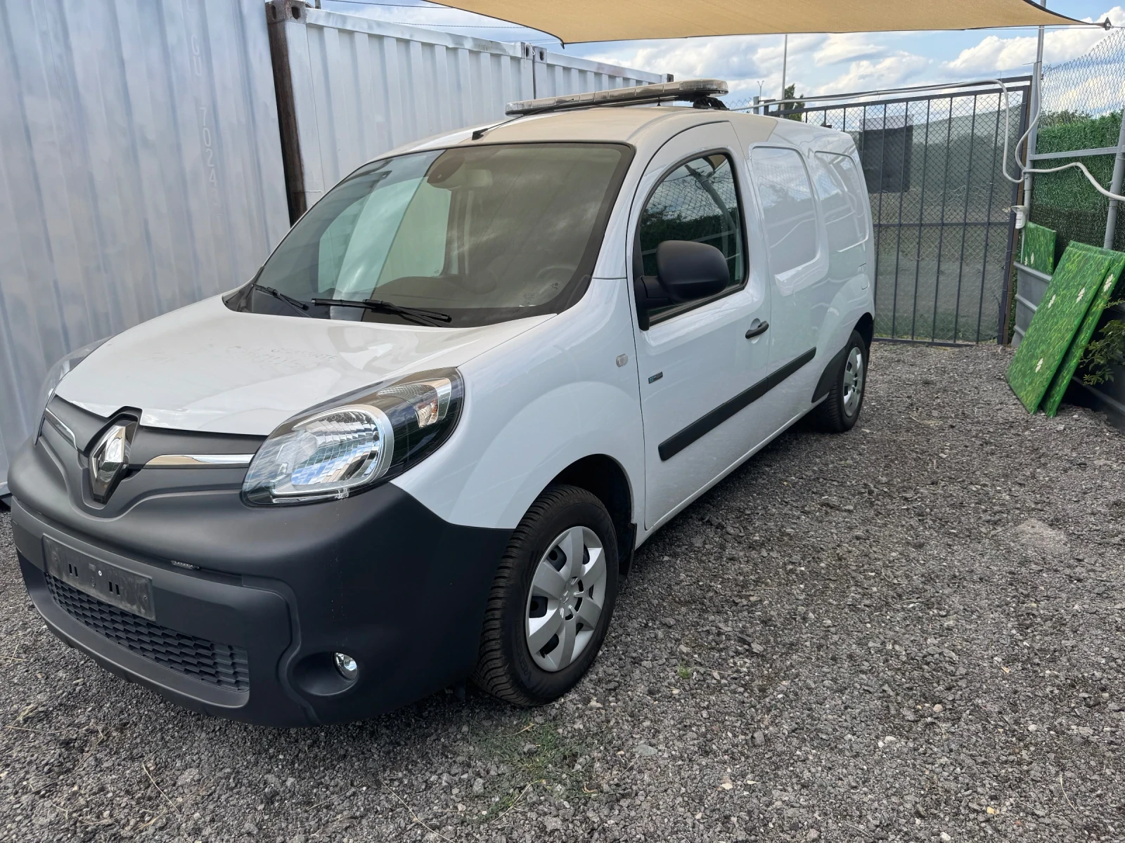 Renault Kangoo Maxi 90% SoH като нова