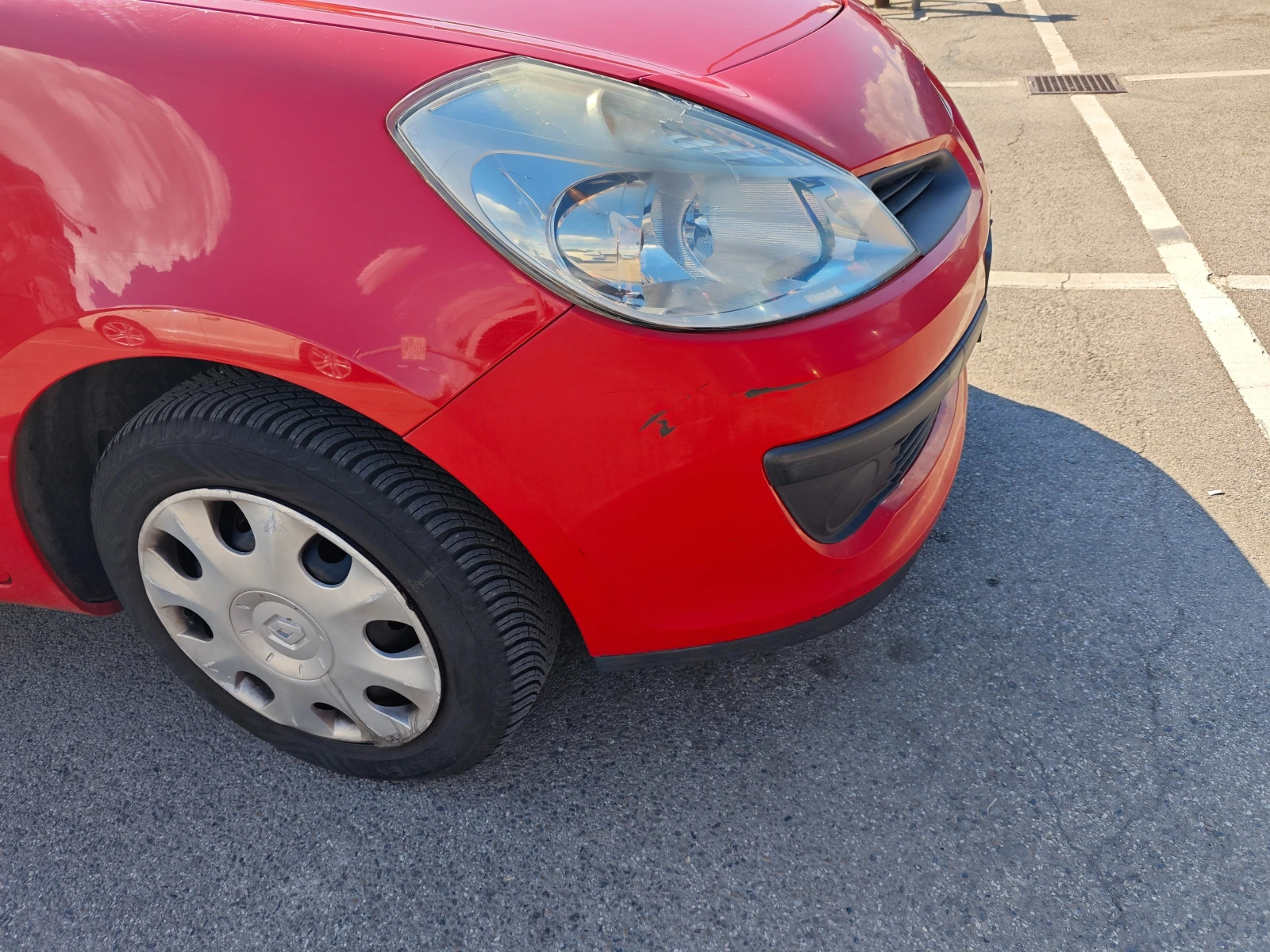 Renault Clio III, 5-door, 1.2 16V (65 кс), снимка 8 - Автомобили и джипове - 54902280