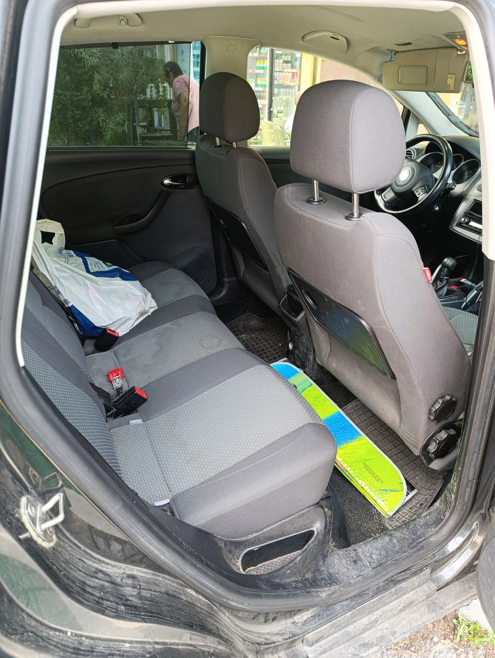 Seat Altea 1.9, снимка 6 - Автомобили и джипове - 55058653