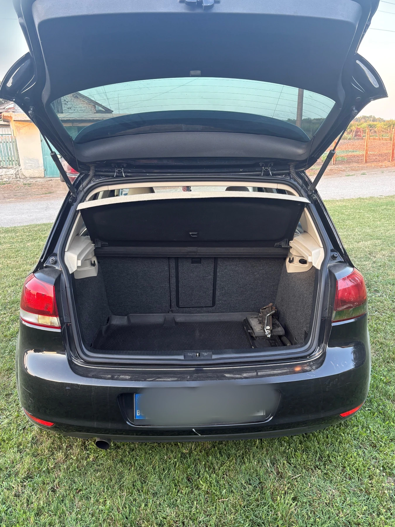 VW Golf, снимка 2 - Автомобили и джипове - 55156674
