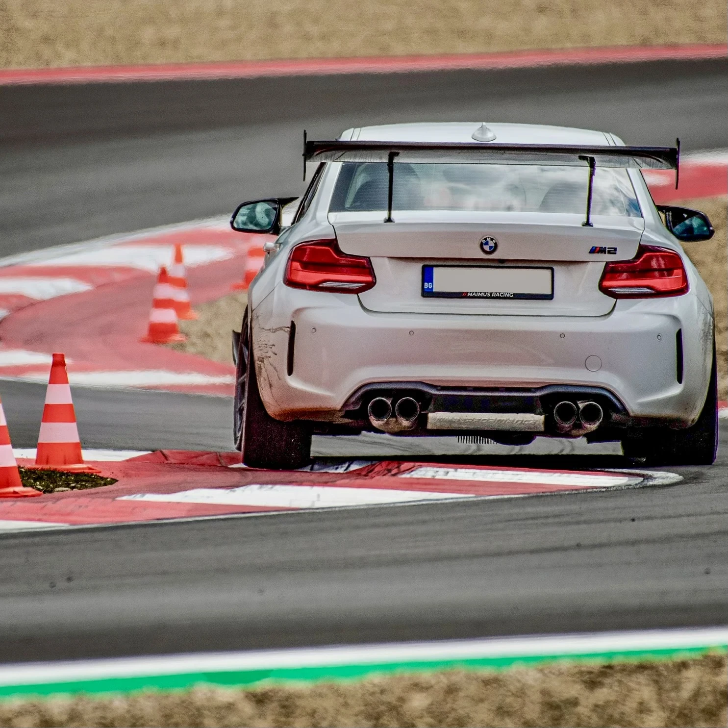 BMW M2 Clubsport, снимка 6 - Автомобили и джипове - 55407300