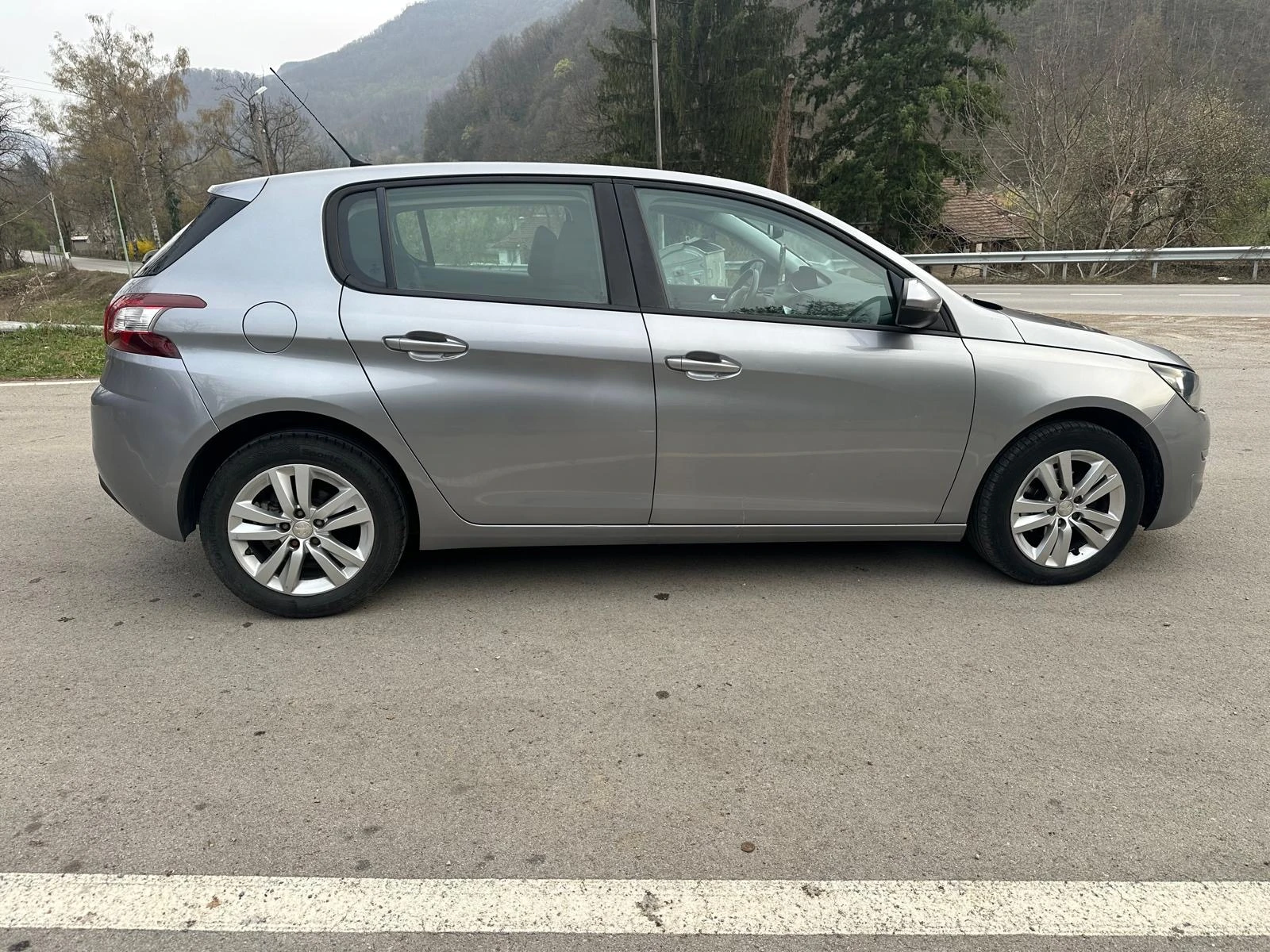 Peugeot 308 1.6 HDI 92, снимка 8 - Автомобили и джипове - 55839709