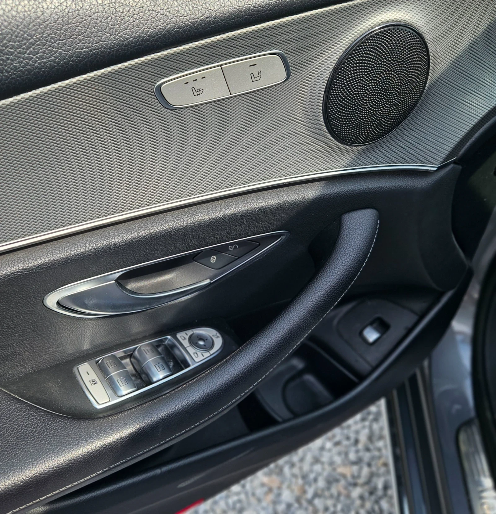Mercedes-Benz E 220 Камера 360, снимка 15 - Автомобили и джипове - 55992054