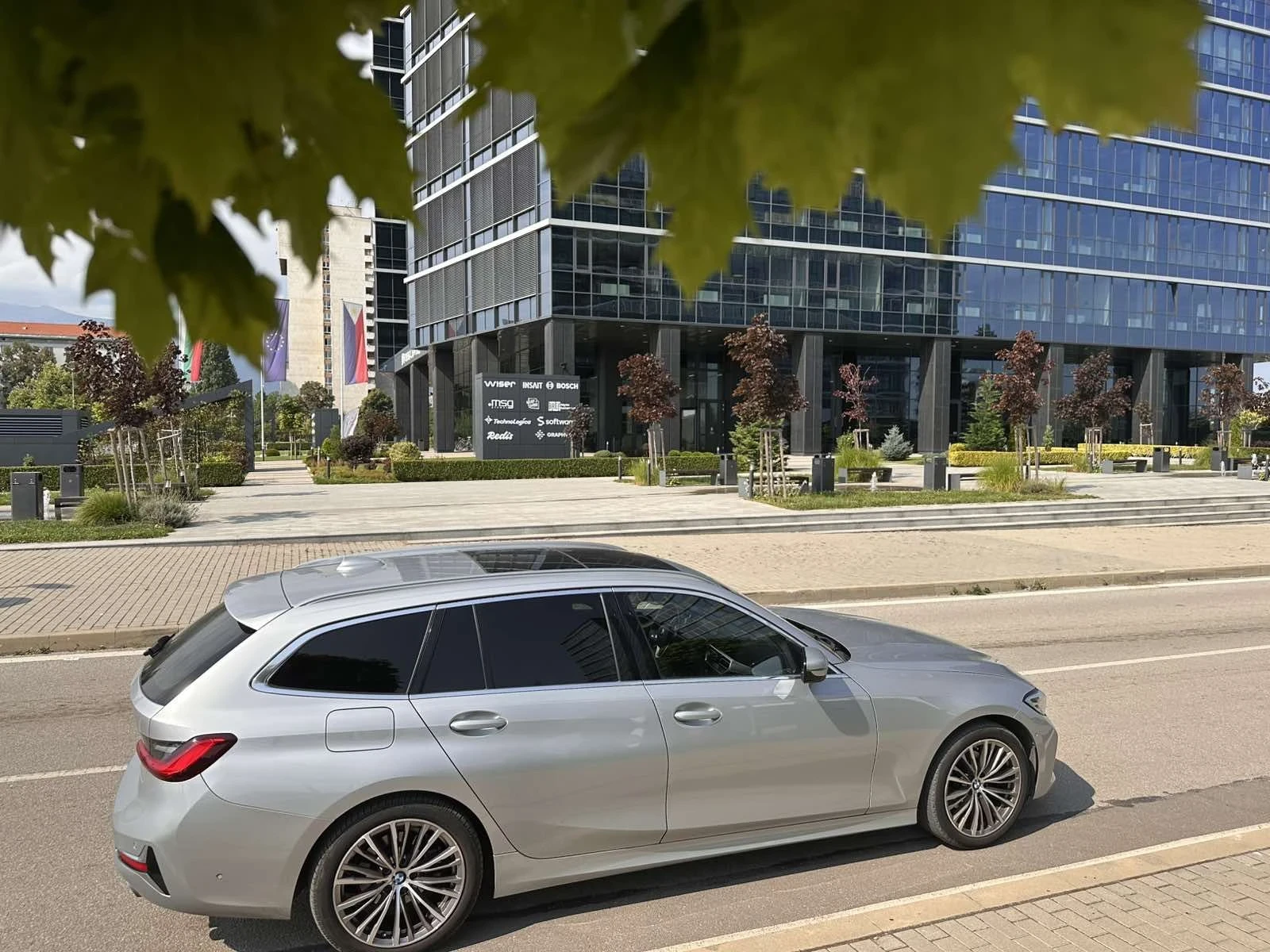 BMW 320 D xDrive 4x4 Luxury line | Mobile.bg � ����������� 2
