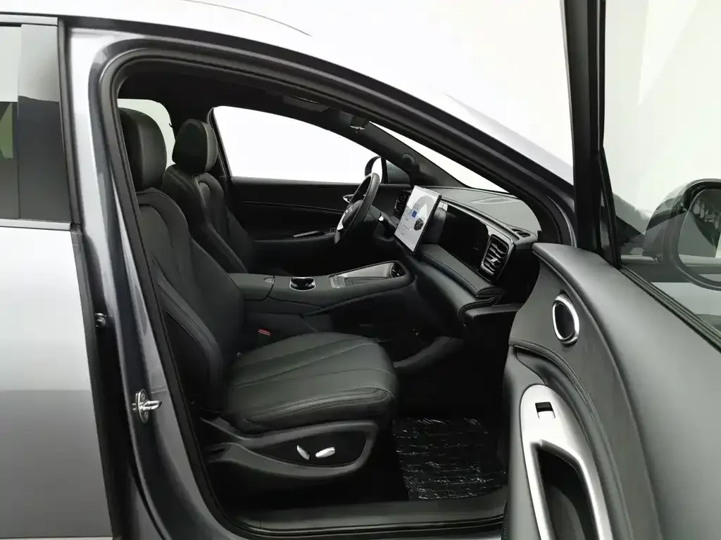 BYD Sealion 06 DM-i 170 Pilot Pro Edition, снимка 15 - Автомобили и джипове - 56726368