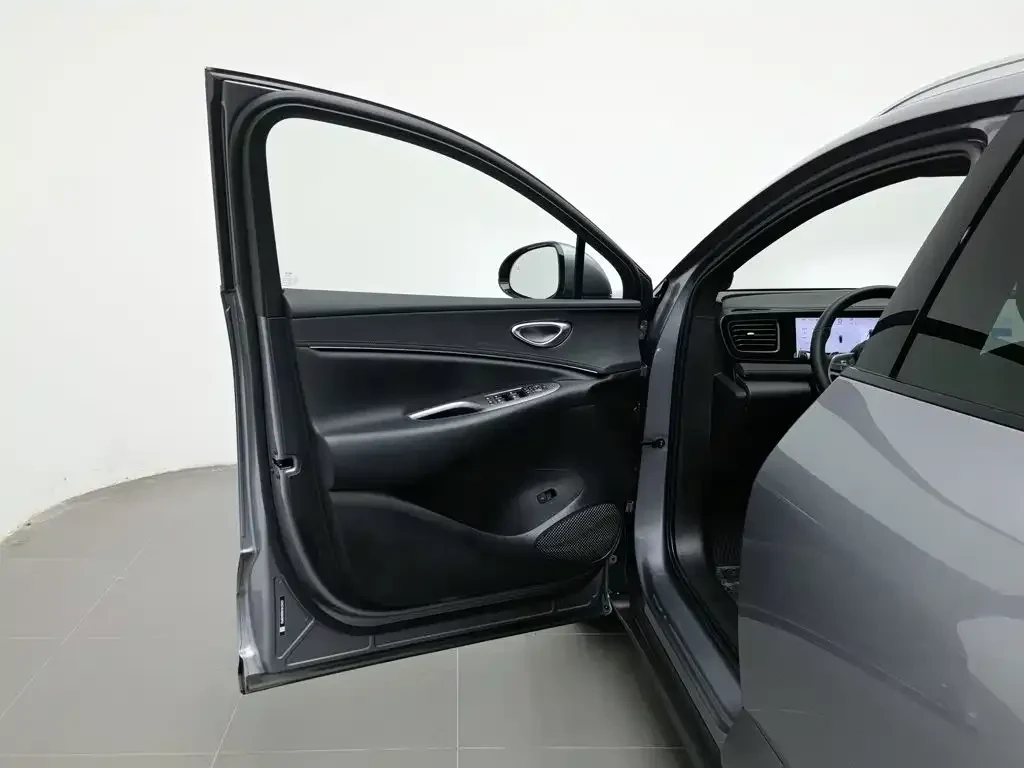 BYD Sealion 06 DM-i 170 Pilot Pro Edition, снимка 7 - Автомобили и джипове - 56726368