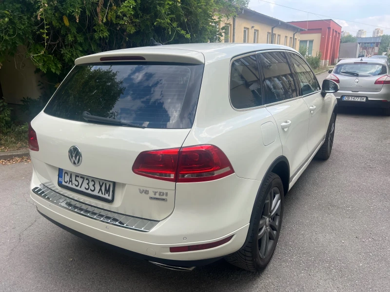 VW Touareg 3.0 tdi 239к.с. ПРОМОЦИЯ ДО КРАЯ НА МЕСЕЦА, снимка 5 - Автомобили и джипове - 47132685