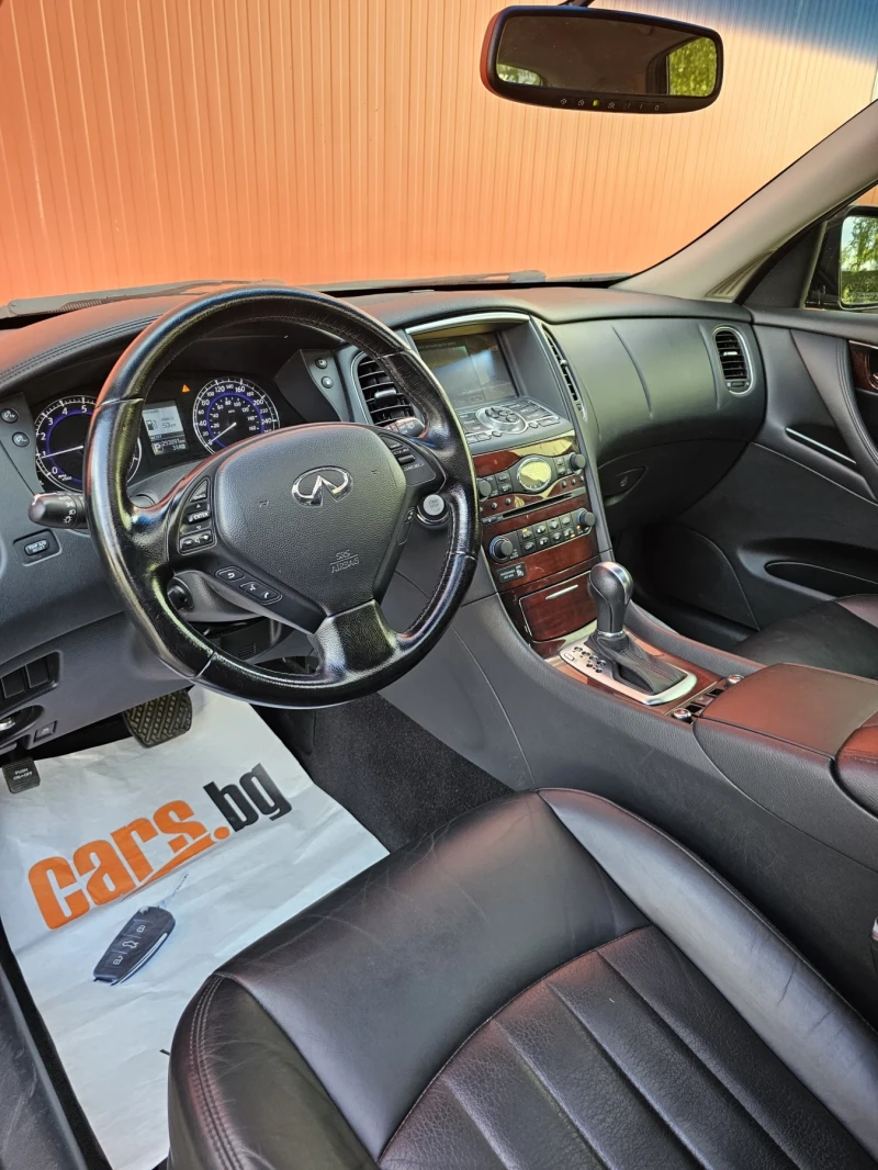 Infiniti QX50 3.7 V6 LPG, снимка 11 - Автомобили и джипове - 52681742