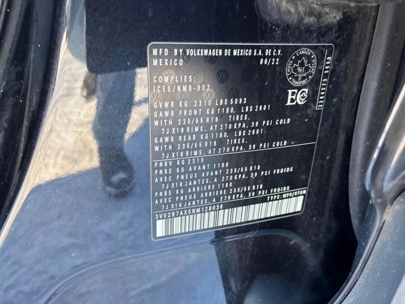 VW Tiguan * Comfortline * Camera* Navi* Keyless, снимка 11 - Автомобили и джипове - 53344951