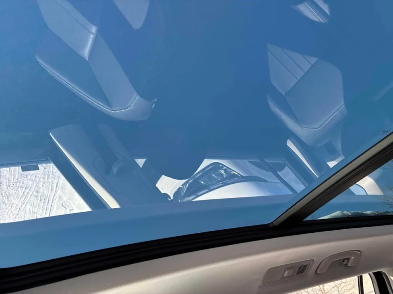 VW Tiguan * Comfortline * Camera* Navi* Keyless, снимка 14 - Автомобили и джипове - 53344951