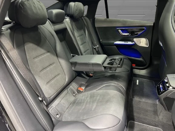 Mercedes-Benz EQE 350 4Matic = AMG Line = Premium  | Mobile.bg   12