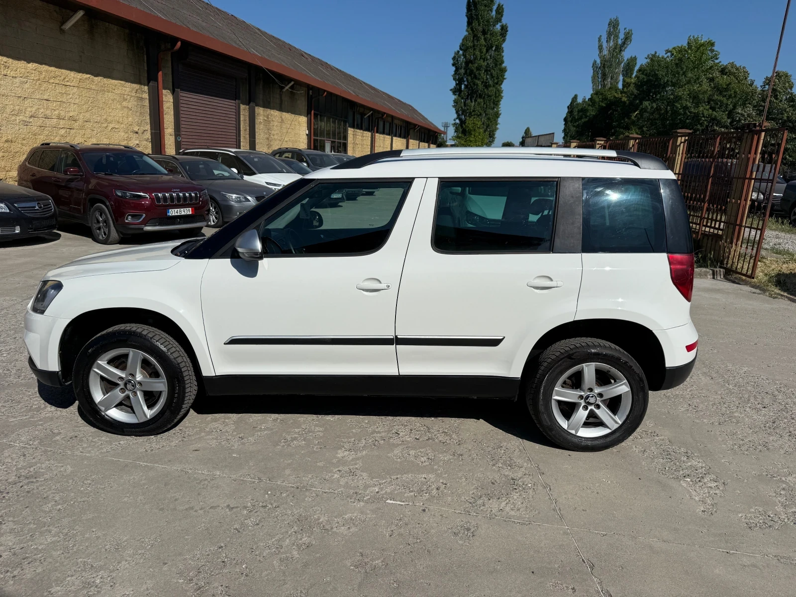 Skoda Yeti 2.0tdi 4X4 DSG 170kc L&K - изображение 7