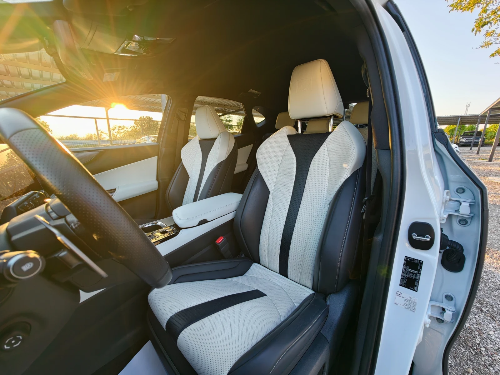 Lexus NX 450 + /F Sport/360Camera/HUD/EU | Mobile.bg   13