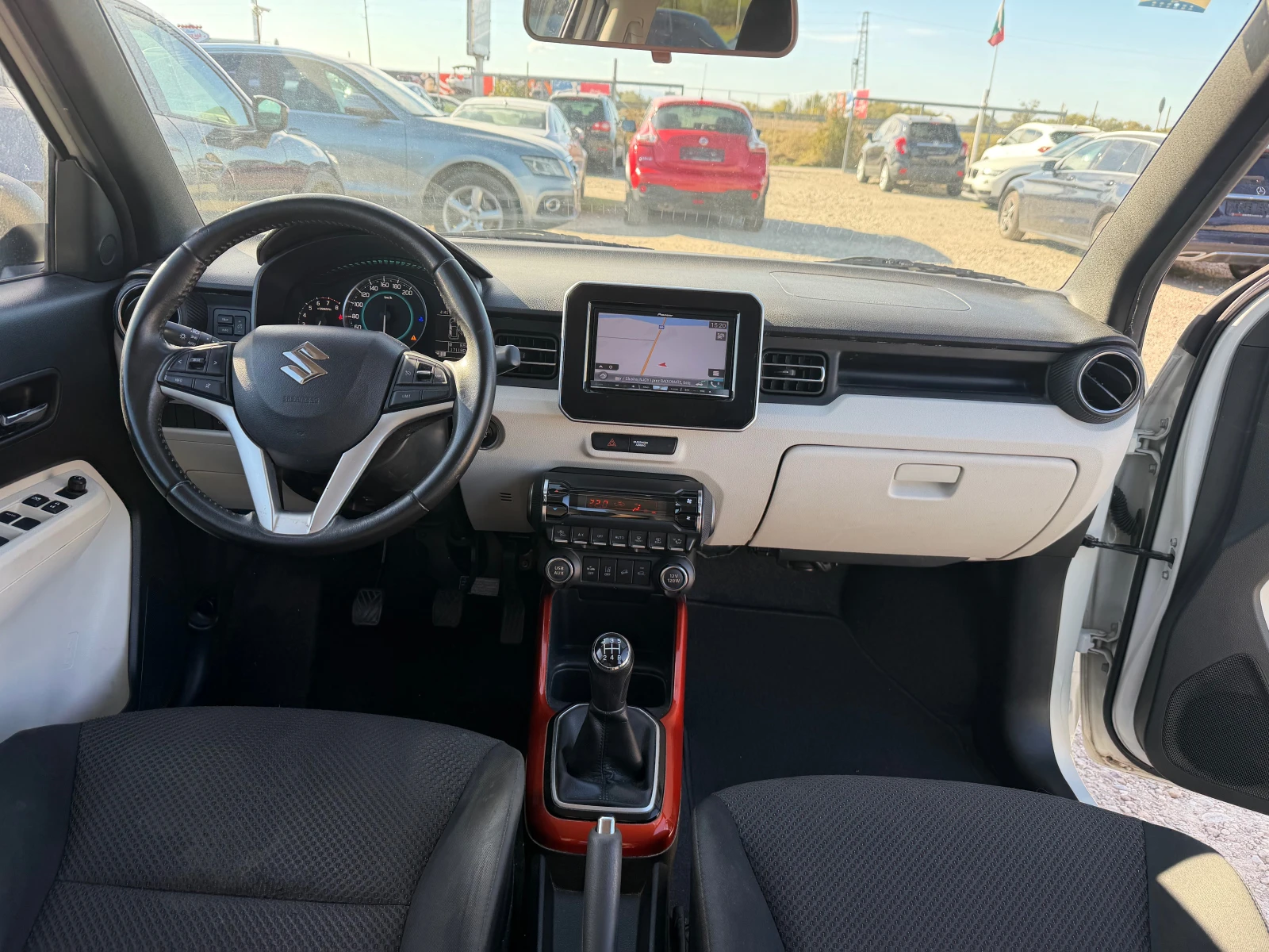 Suzuki Ignis 1.2   4х4 | Mobile.bg — изображение 15