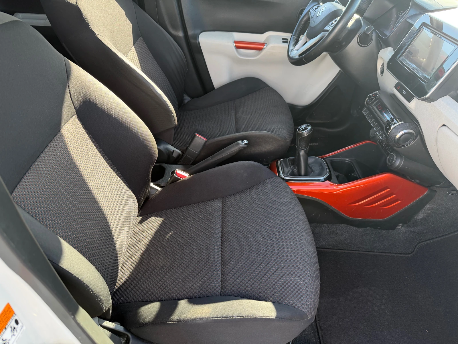 Suzuki Ignis 1.2   4х4 | Mobile.bg — изображение 13