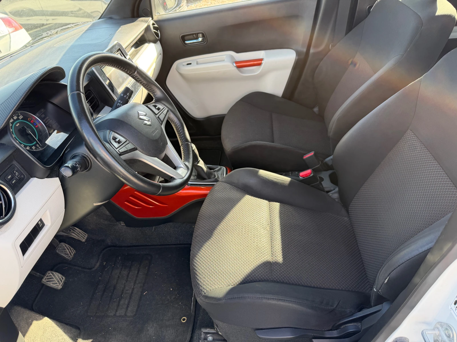 Suzuki Ignis 1.2   4х4 - изображение 9