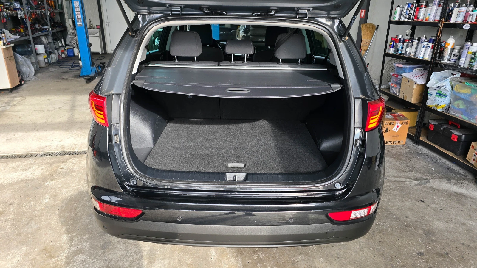 Kia Sportage LED* Камера* Нави* мн.екстри - изображение 9