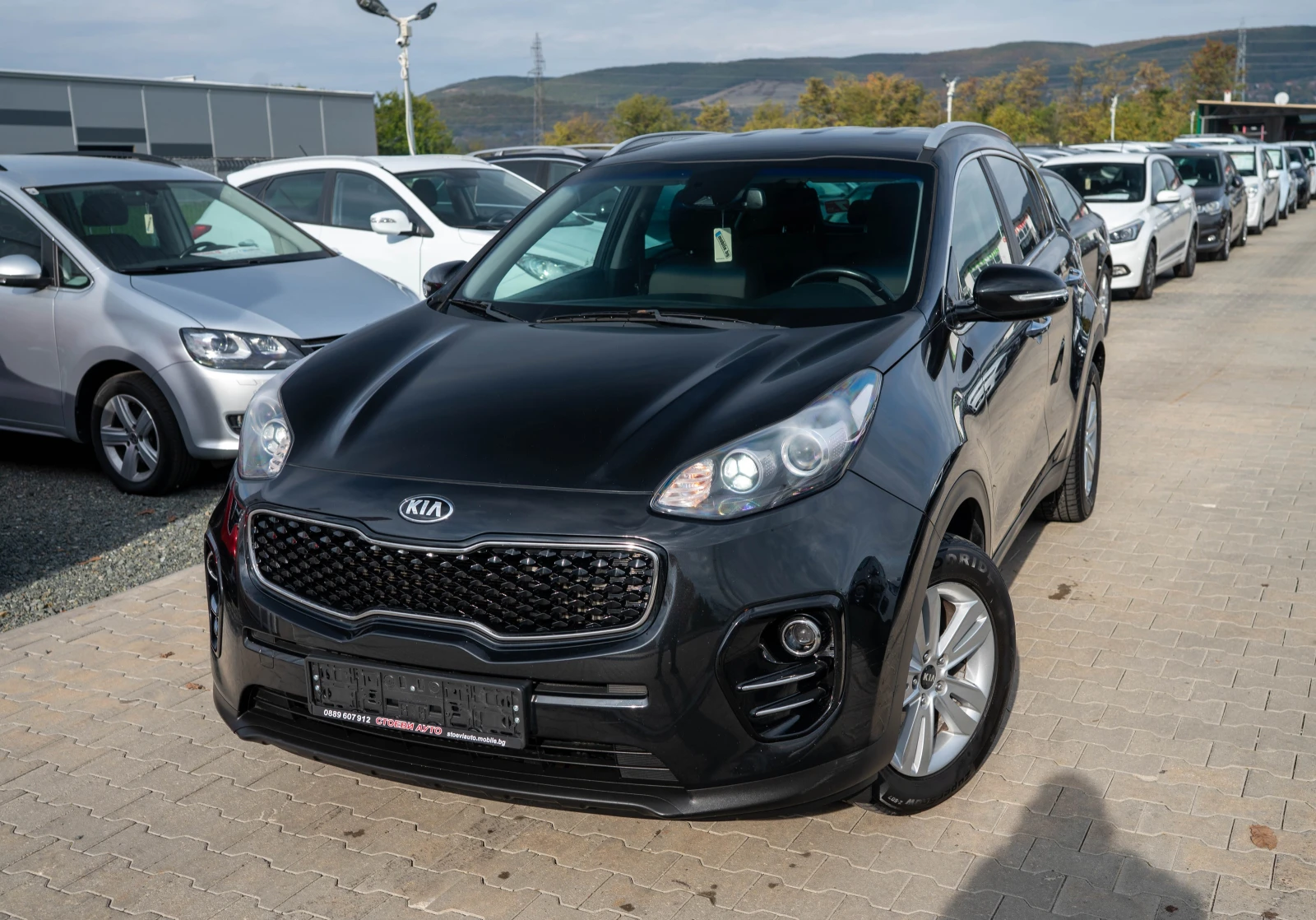 Kia Sportage LED* Камера* Нави* мн.екстри - изображение 2