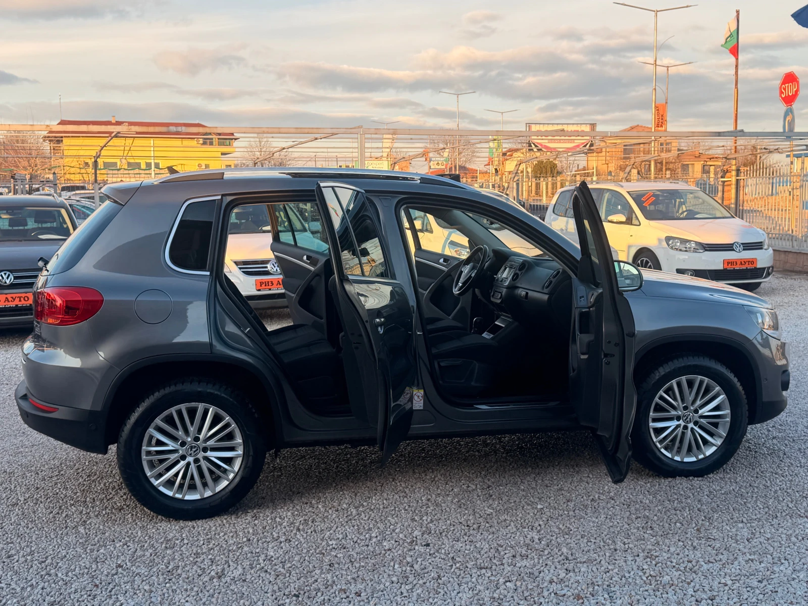 VW Tiguan 2.0TDI* 100%km* AUTOMATIK* FACE* PANORAMA* FULL*  - изображение 6