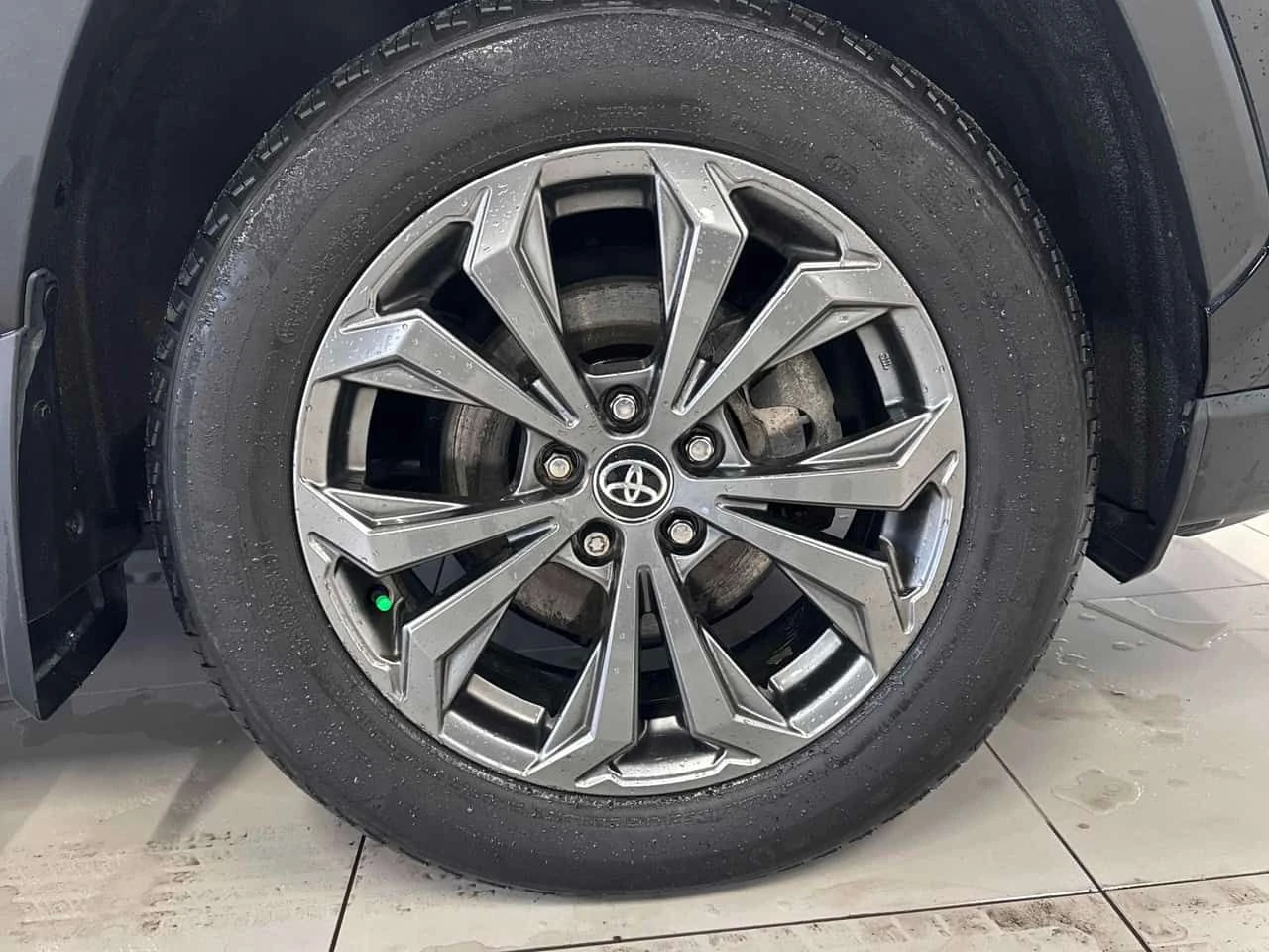 Toyota Rav4 Hybrid Limited/360 CAM/ПОДГРЕВИ/ОБДУХВАНЕ - изображение 6