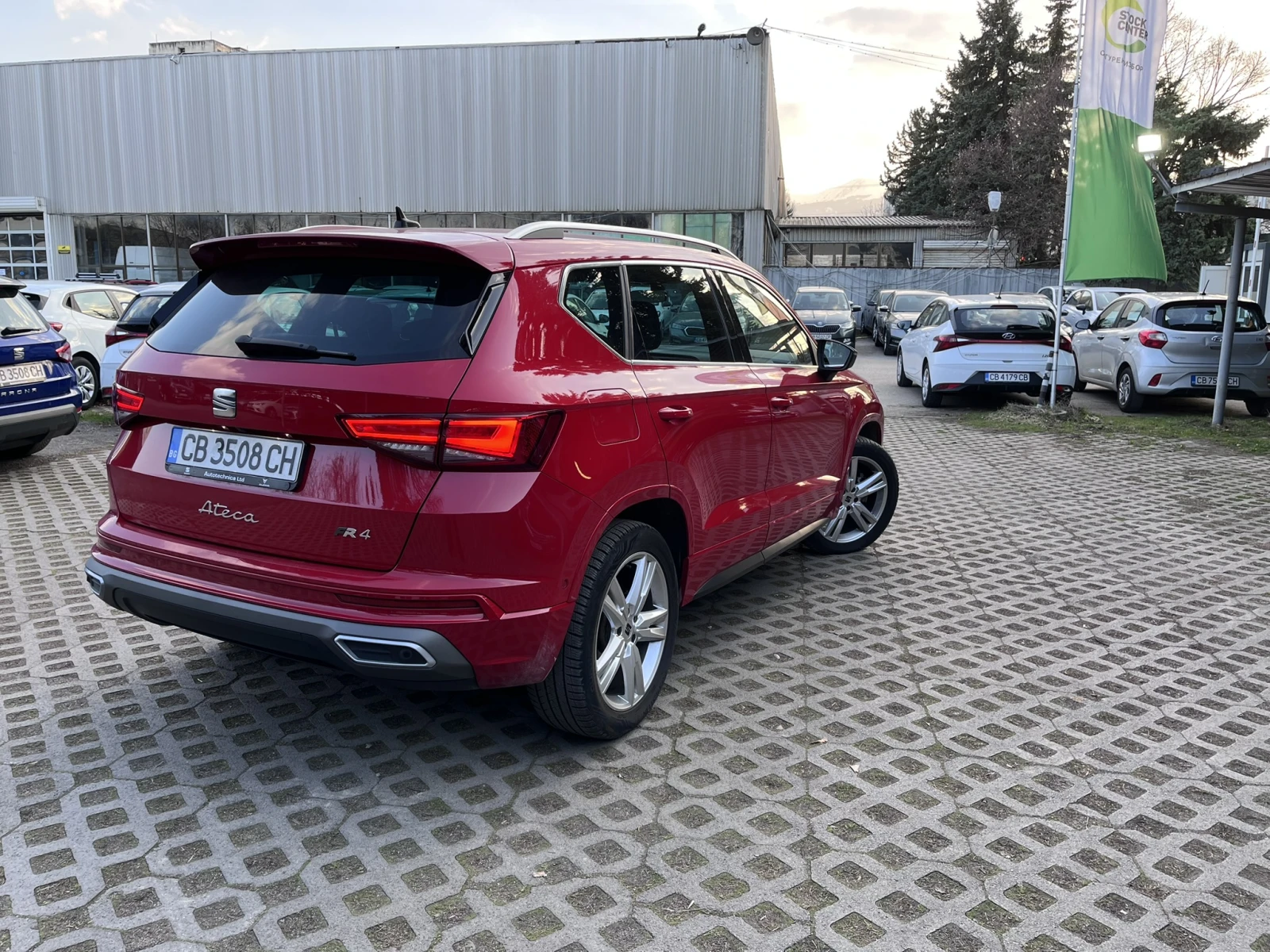 Seat Ateca FR Facelift 2.0 TSI 4Drive, снимка 6 - Автомобили и джипове - 53866469