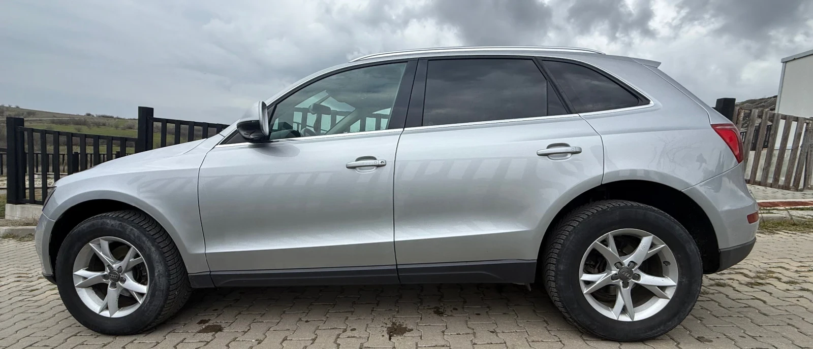 Audi Q5, снимка 4 - Автомобили и джипове - 53890140