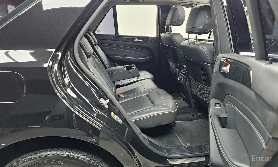Mercedes-Benz ML 350, снимка 12 - Автомобили и джипове - 54027247