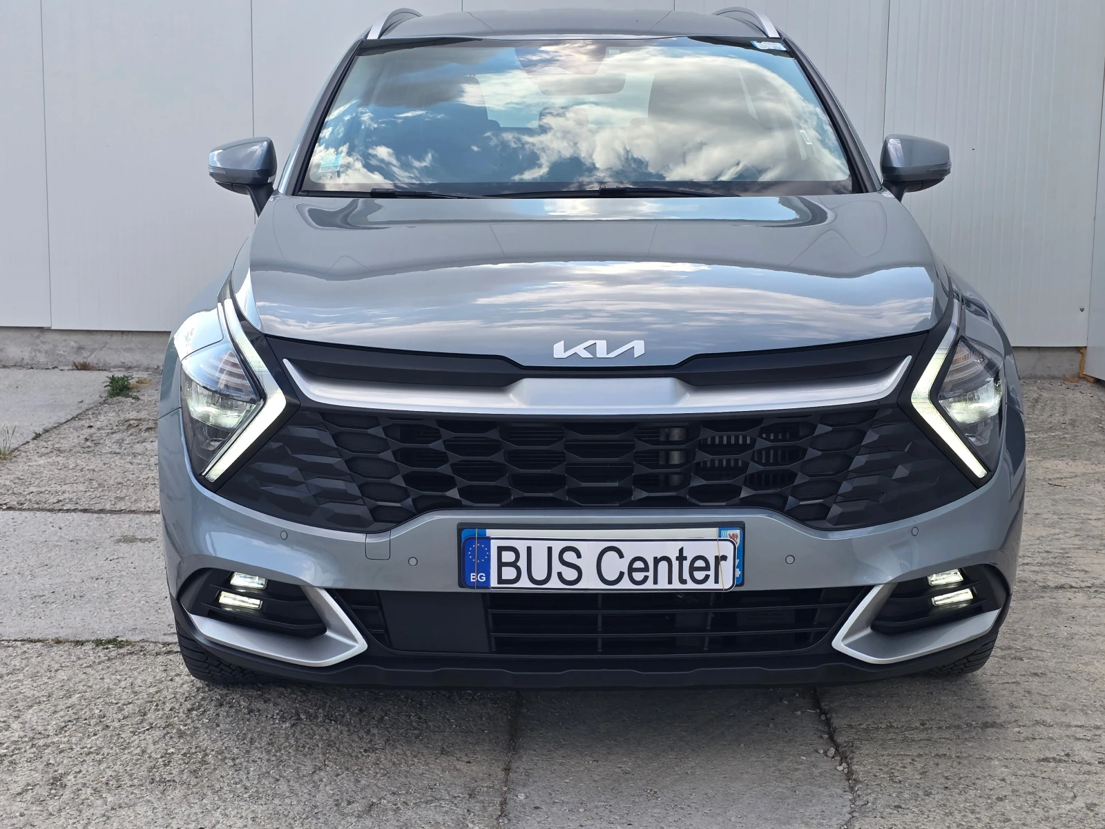 Kia Sportage Sportage 1.6 T-GDi 265ch PHEV Business BVA6 4x4, снимка 2 - Автомобили и джипове - 54882125