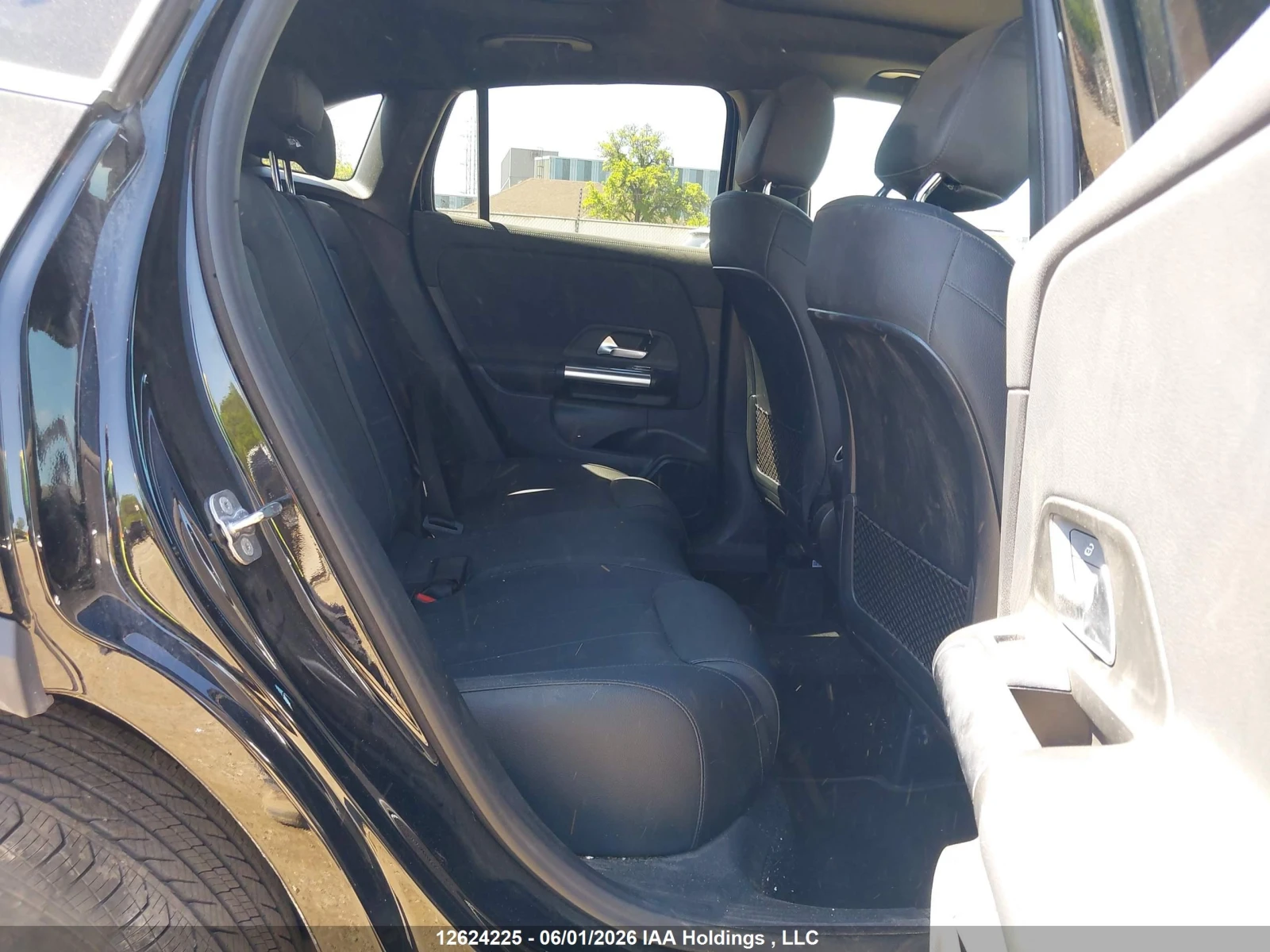 Mercedes-Benz GLA 250 4MATIC, снимка 8 - Автомобили и джипове - 54916683