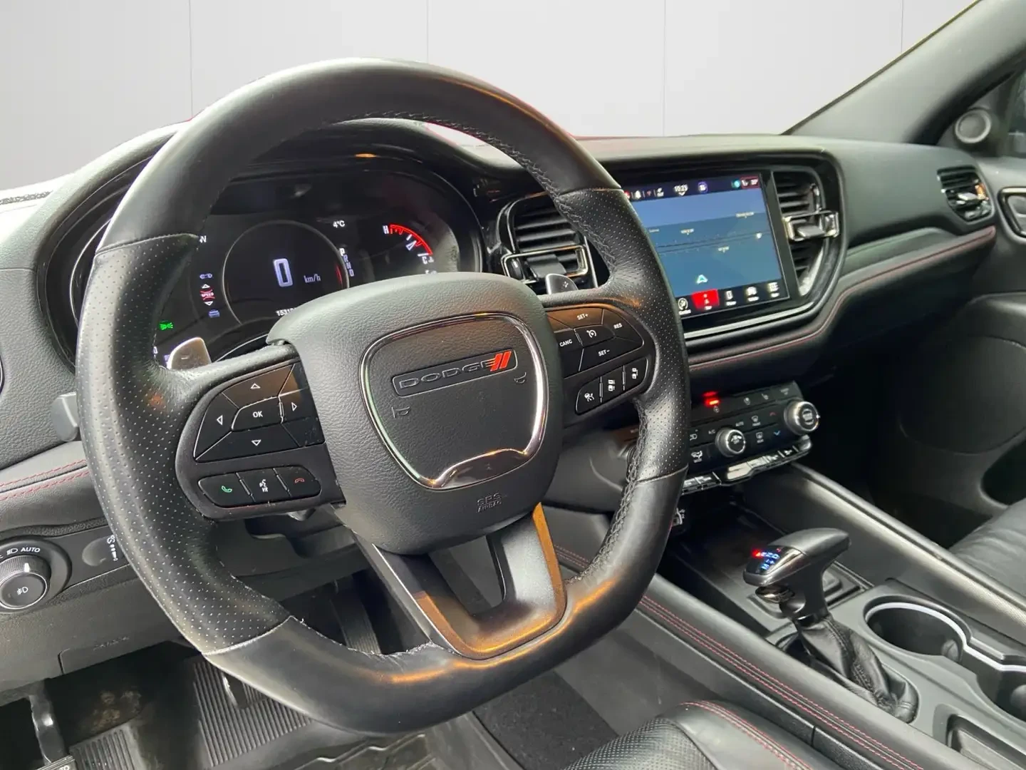Dodge Durango R/T SRT PCKG* FULL* КРАЙНА ЦЕНА ДО БГ* , снимка 8 - Автомобили и джипове - 55048382