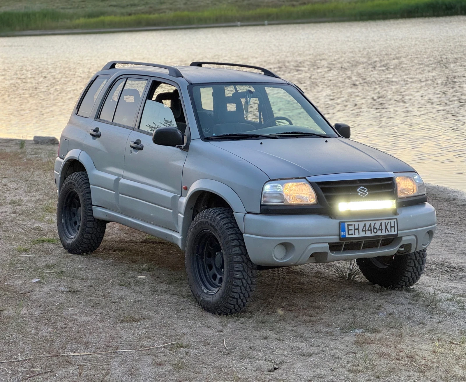 Suzuki Grand vitara 4Х4!БЪРЗИ/БАВНИ!2.5-V6!РЪЧКА!