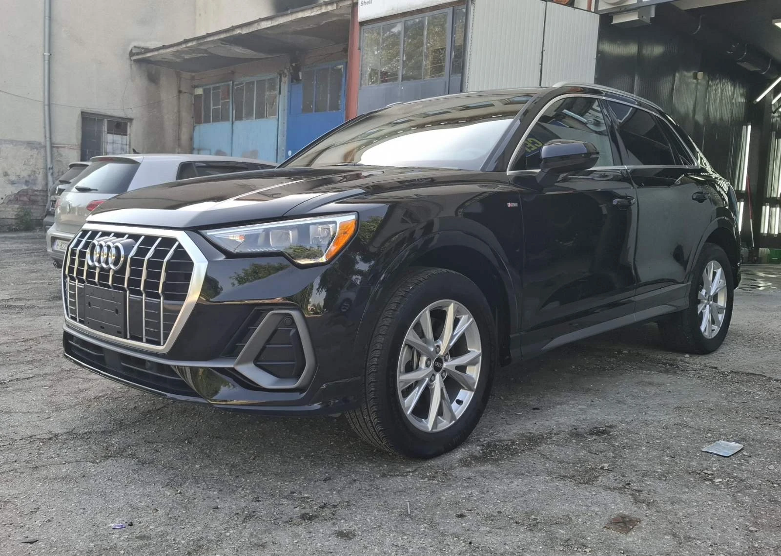 Audi Q3 2.0TFSI, снимка 11 - Автомобили и джипове - 55656052