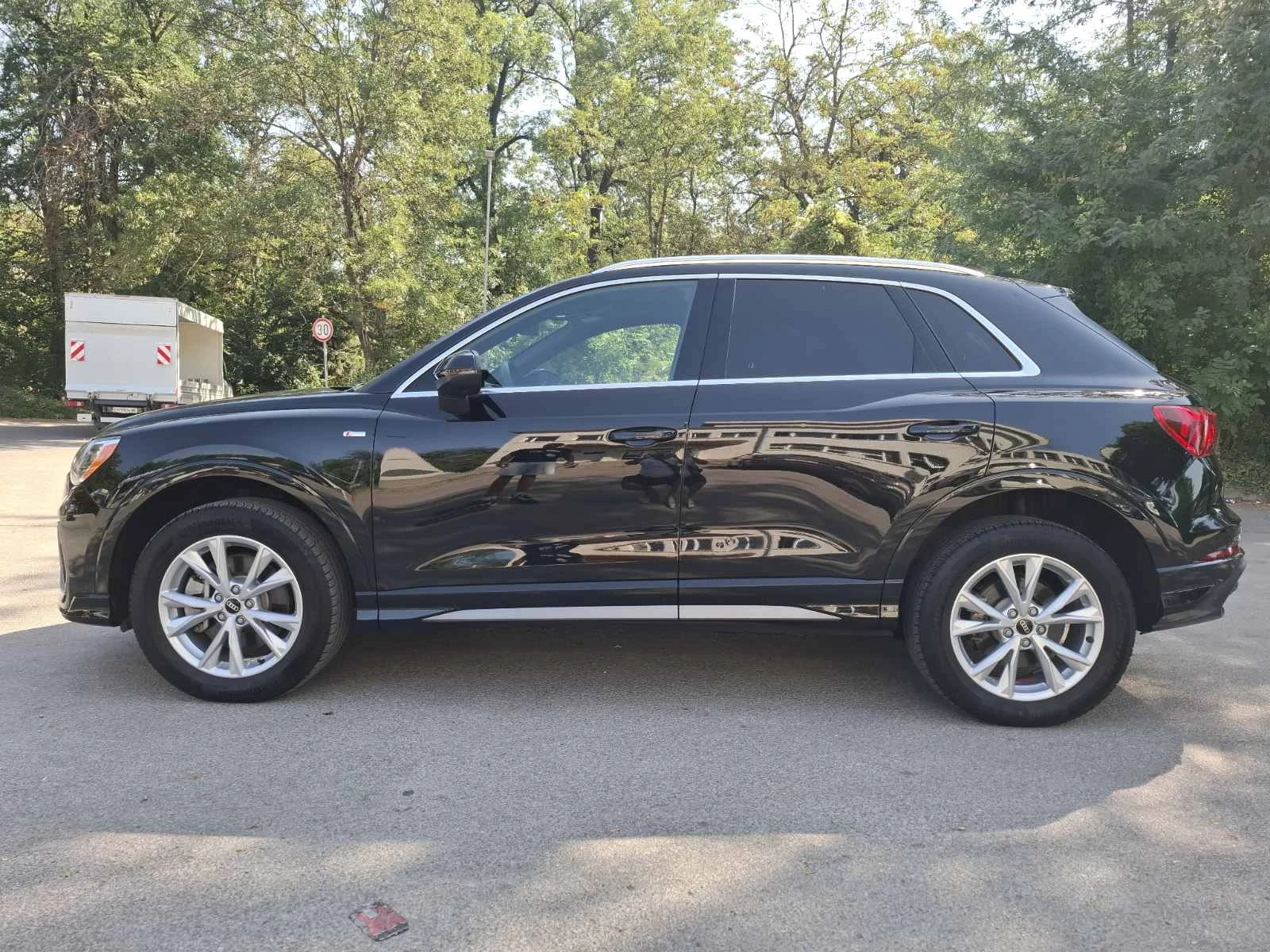 Audi Q3 2.0TFSI, снимка 6 - Автомобили и джипове - 55656052