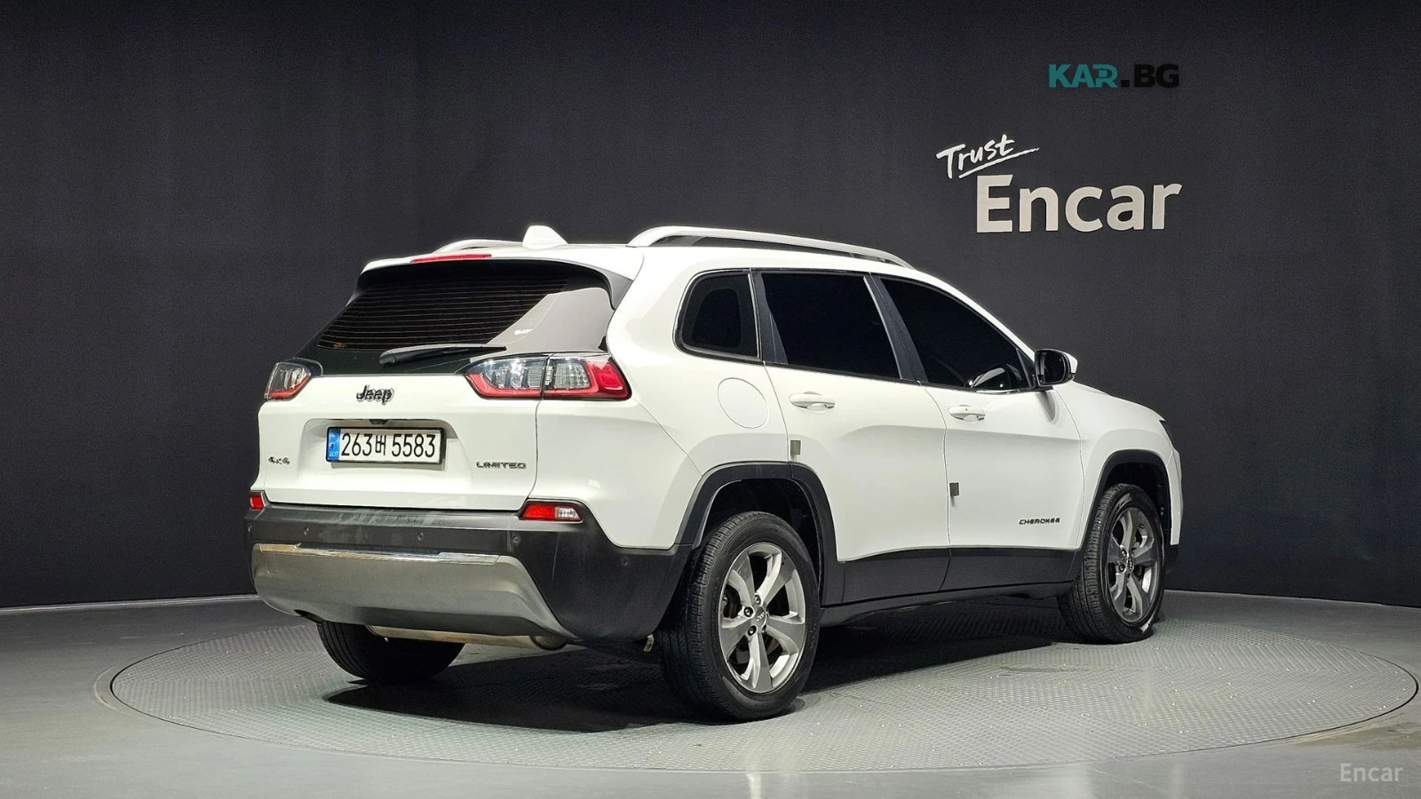 Jeep Cherokee Limited AWD, снимка 2 - Автомобили и джипове - 56093561