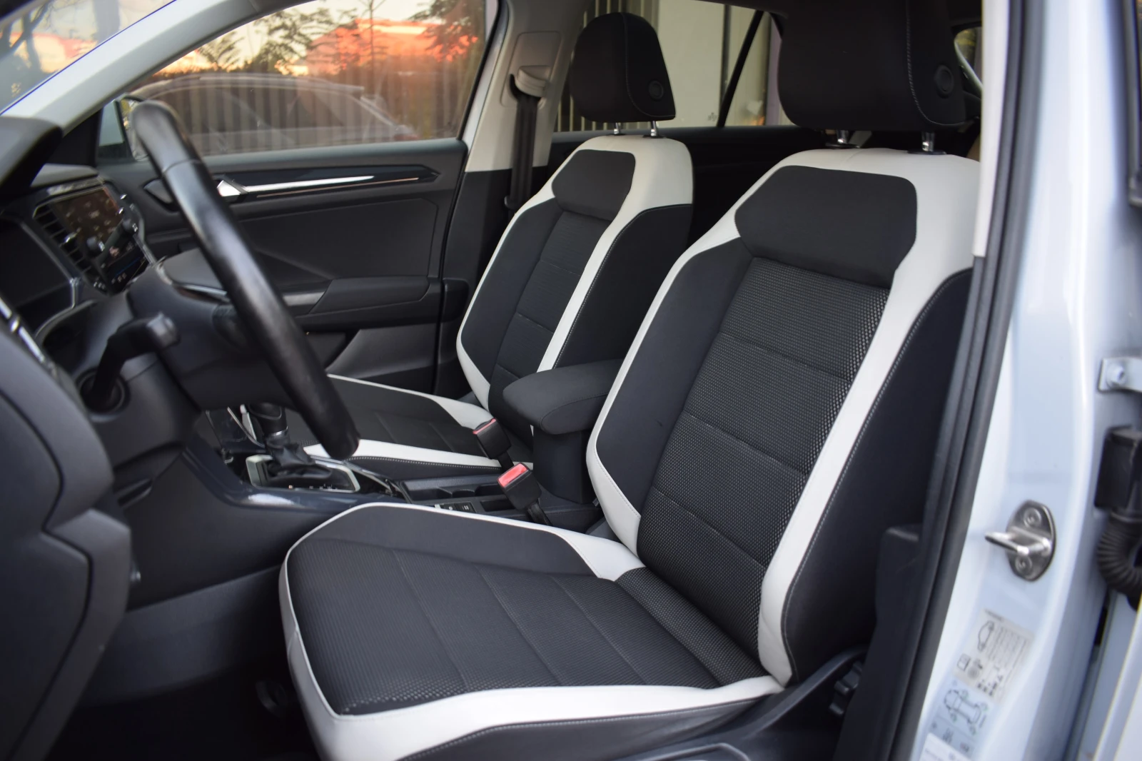 VW T-Roc 1.5TSI 150k.c. DIGITAL FULL | Mobile.bg � ����������� 8