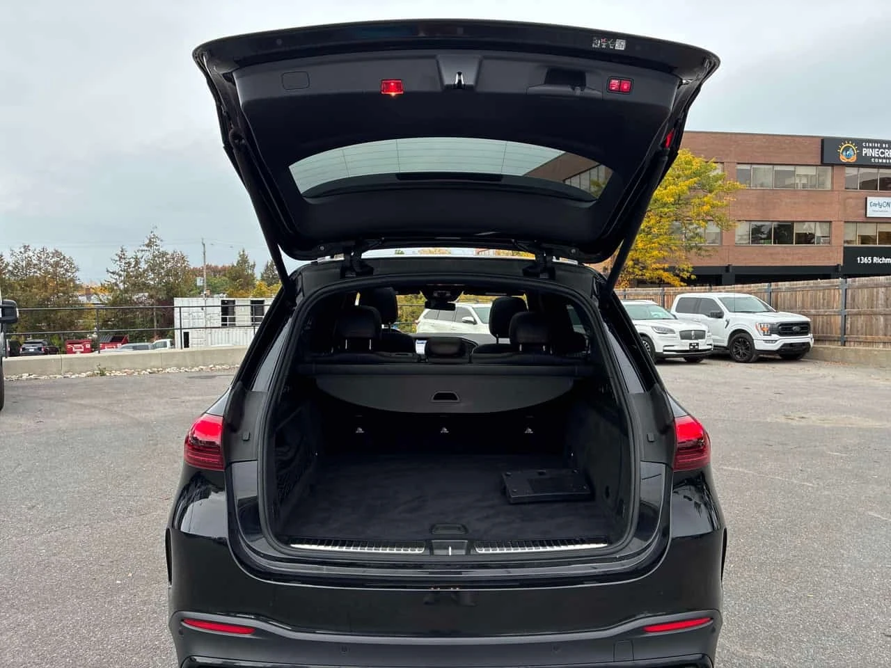 Mercedes-Benz GLE 53 4MATIC AMG * CARFAX * , снимка 13 - Автомобили и джипове - 56318903