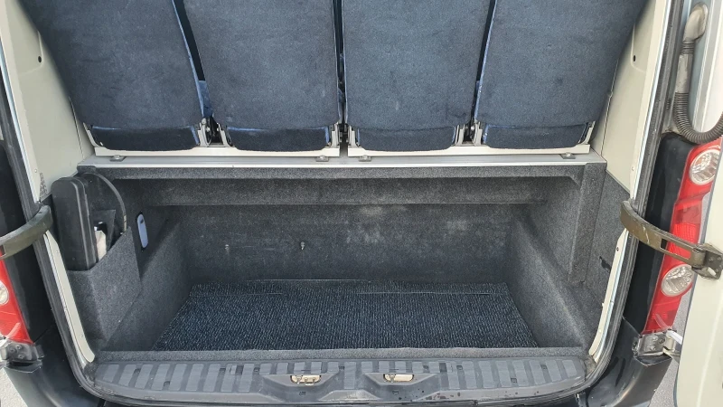 VW Crafter 20 местен 2.5 TDI 163 к.с. Нов Внос , снимка 16 - Бусове и автобуси - 52356869