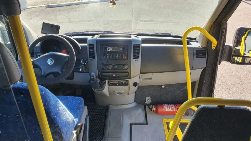 VW Crafter 20 местен 2.5 TDI 163 к.с. Нов Внос , снимка 9 - Бусове и автобуси - 52356869