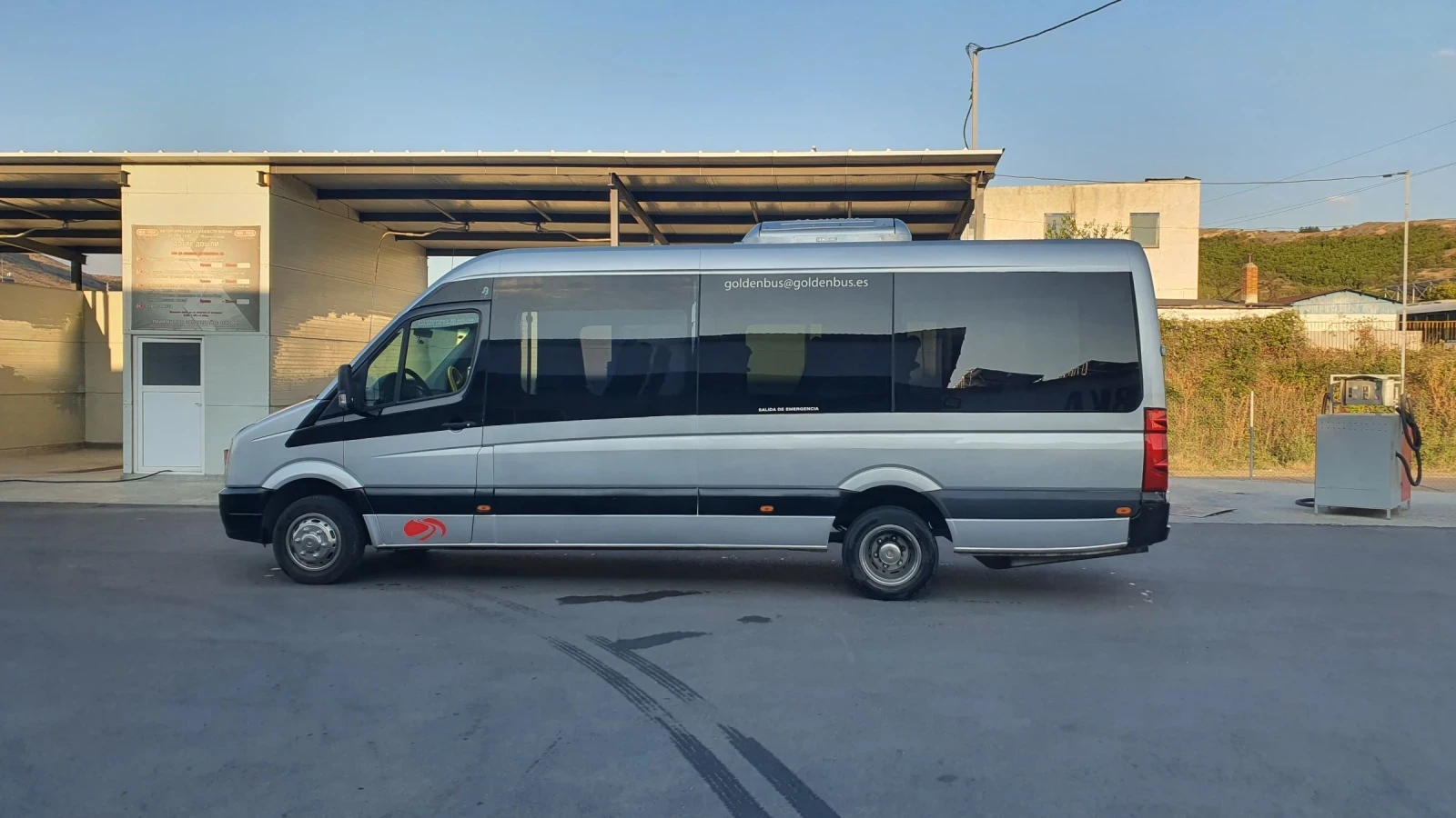 VW Crafter Нов внос 20 местен 2.5 TDI 163 к.с. - изображение 6