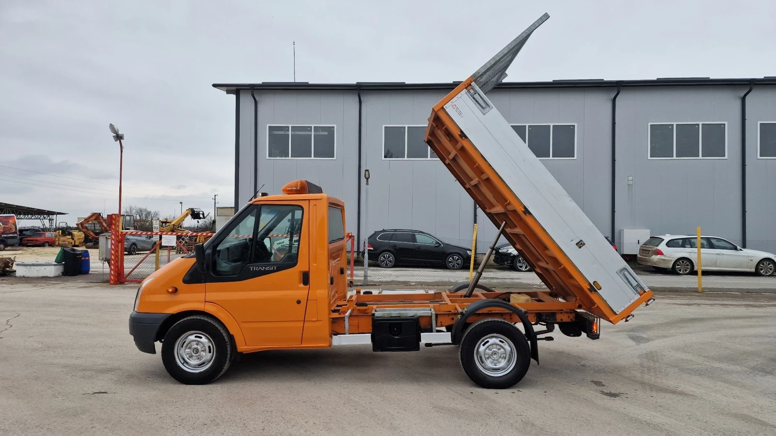 Ford Transit 2.4TDCI  - изображение 5